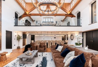 North Wales Luxury Hot Tub House | Sleeps 24