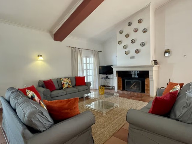 16 Sleeper Villa image