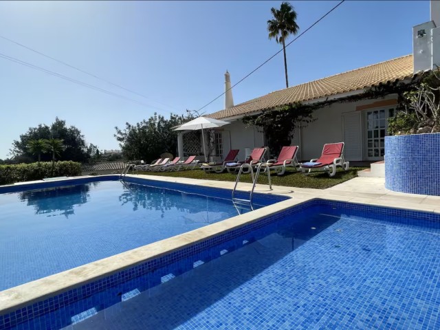 16 Sleeper Villa image