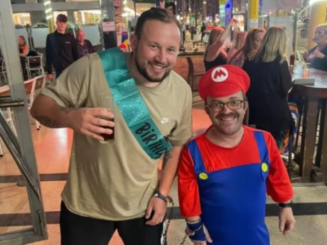 Dwarf Handcuffed to Stag image