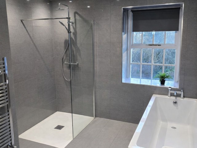 TyneView Estate | The Farmhouse With Hot Tub, Games Room & Bar - Sleeps 18 image