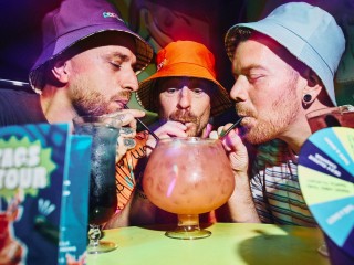 VIP Package | Popworld thumbnail