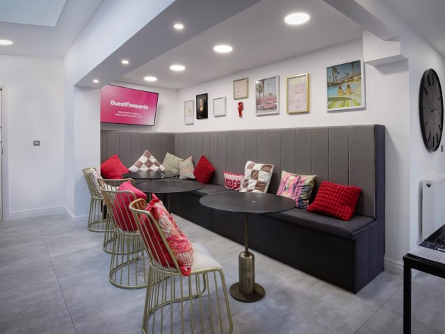 St Annes House Sleeps 20 | Pool, Hot Tub and Games Room image