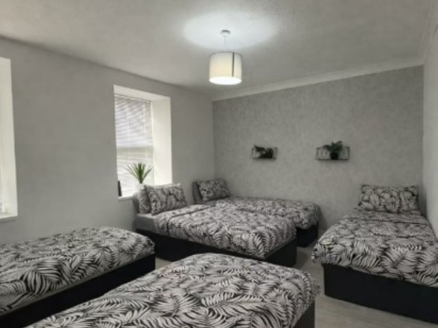 16 Sleeper House image