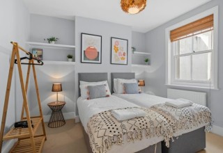 Townhouse | Sleeps 8