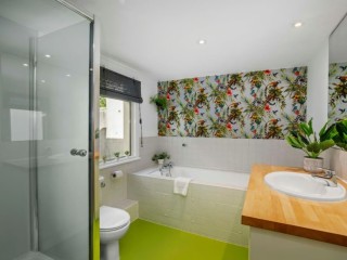Townhouse | Sleeps 8 thumbnail