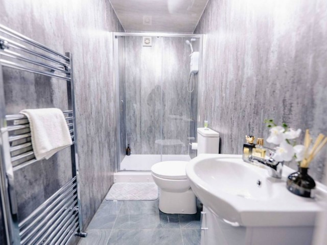 20 Sleeper House image