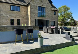 Yorkshire 12 Sleeper House with Hot Tub