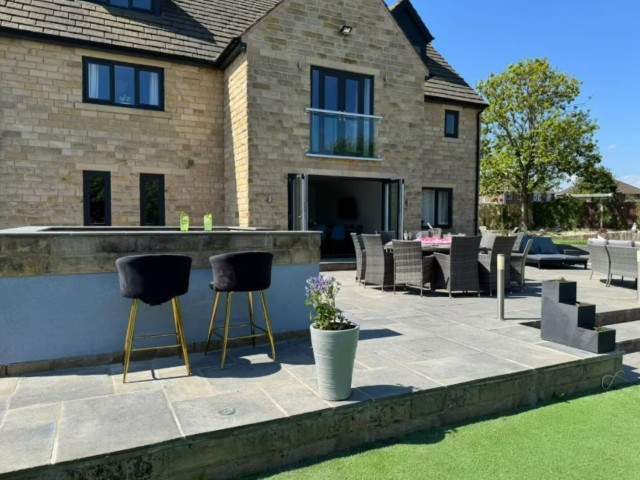 Yorkshire 12 Sleeper House with Hot Tub image