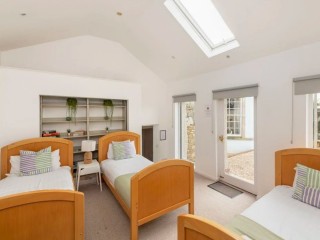 Cotswold 28 Sleeper House With Hot Tub thumbnail