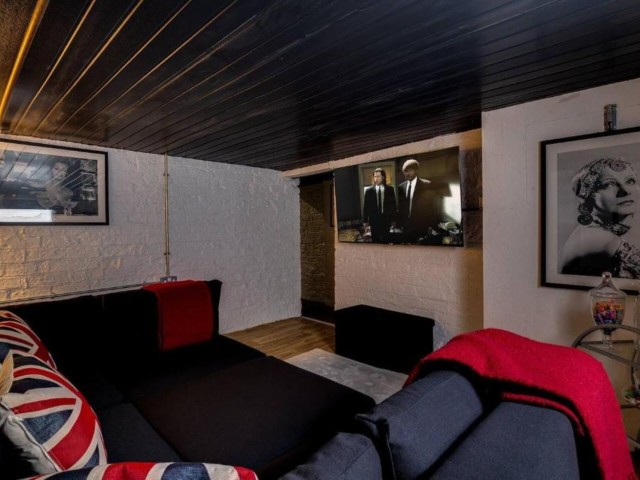 10 Sleeper Townhouse image