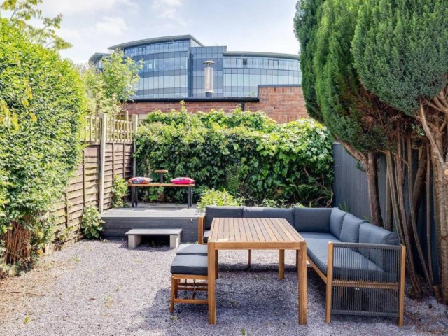 10 Sleeper Townhouse image