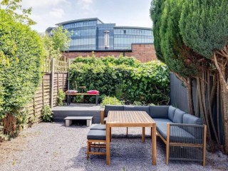 10 Sleeper Townhouse thumbnail