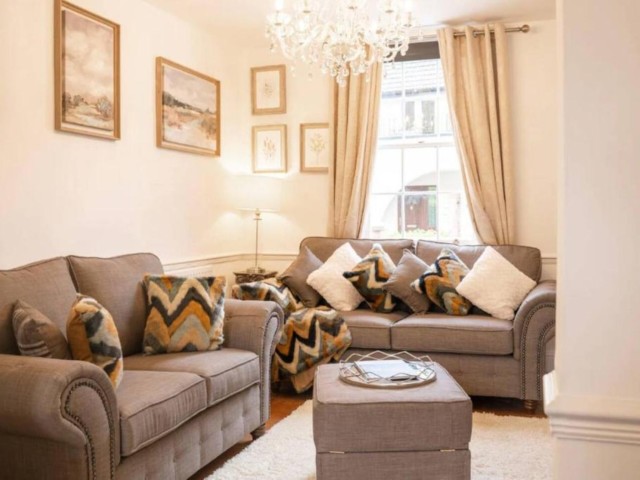 8 Sleeper Townhouse image