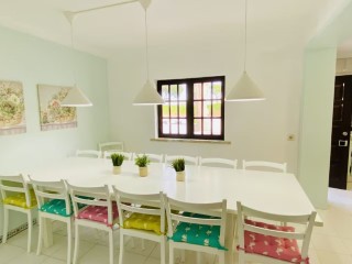 14 Sleeper Villa | Olhos de Água thumbnail