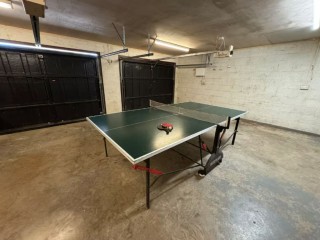 Bristol/Bath 12 Sleeper Farmhouse With Hot Tub thumbnail