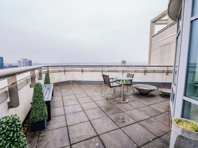 13 Sleeper Penthouse Apartment image