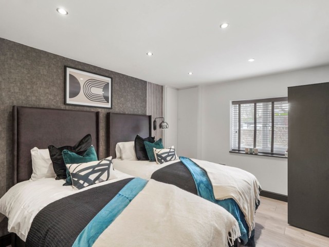 Filey 16 Sleeper House with Indoor Pool and Sauna image