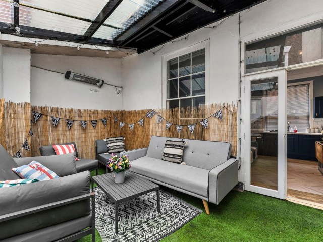Whitby 11 Sleeper Apartments with Garden Terrace image