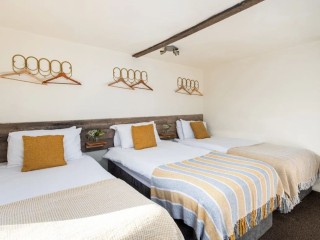 The Cabins | Sleeps 16 thumbnail