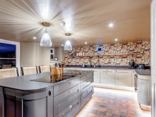 North Pennines | 18 Sleeper Farmhouse With Hot Tub and Cinema Room thumbnail