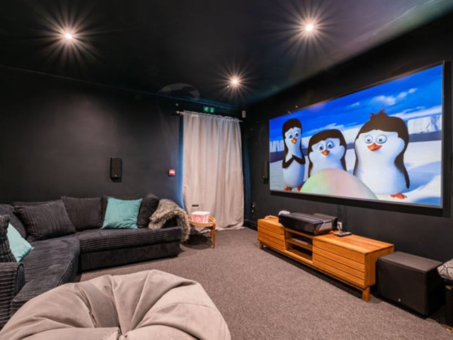 North Pennines | 18 Sleeper Farmhouse With Hot Tub and Cinema Room image