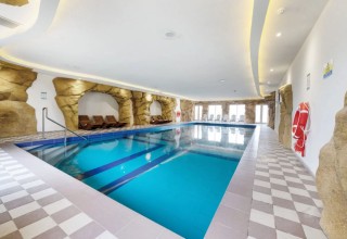 Lancaster 20 Sleeper House With Pool, Games Room and Hot Tub