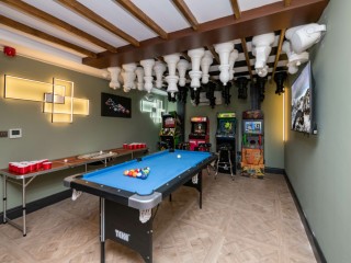 Lancaster 16 Sleeper House With Pool, Games Room and Hot Tub thumbnail