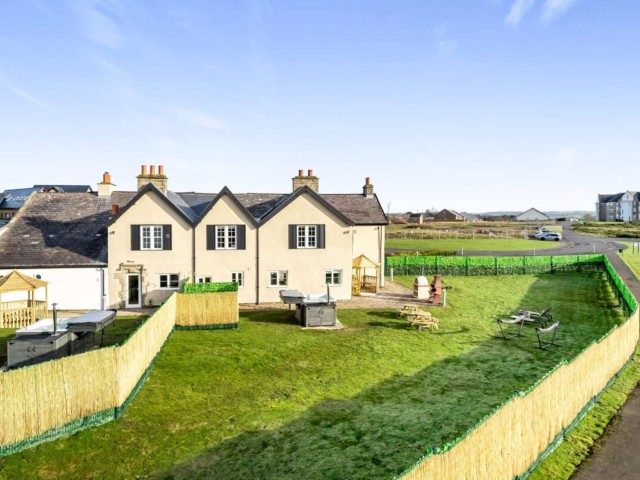 Lancaster 14 Sleeper House With Pool, Games Room and Hot Tub image