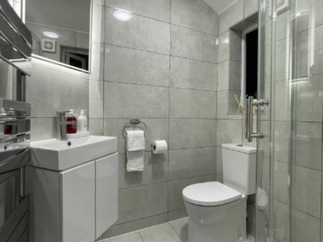 14 Sleeper House image