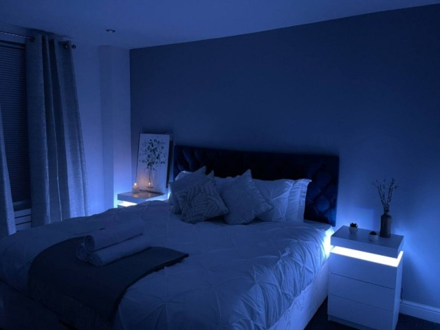 14 Sleeper House image