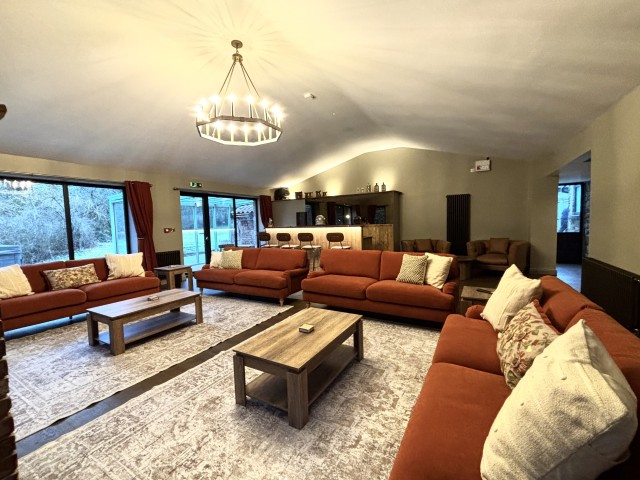 TyneView Estate | The Farmhouse With Hot Tub, Games Room & Bar - Sleeps 18 image