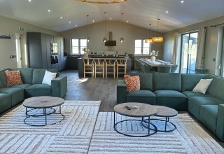 TyneView Estate | The Stables With Hot Tub - Sleeps 26