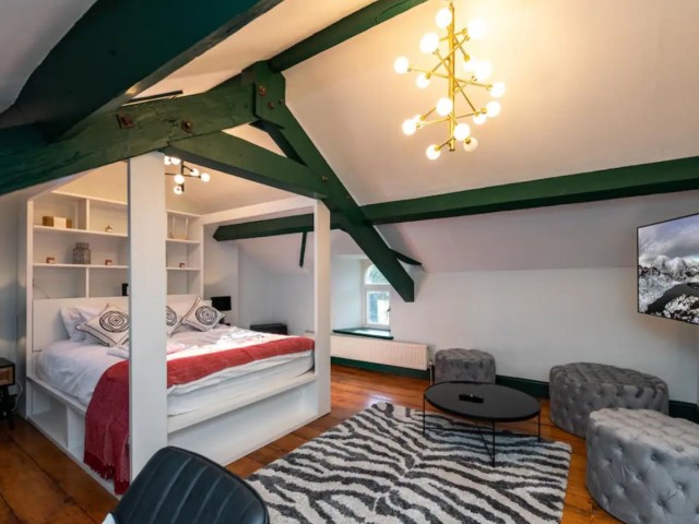 Lancaster 24 Sleeper House With Games Room and Hot Tub image