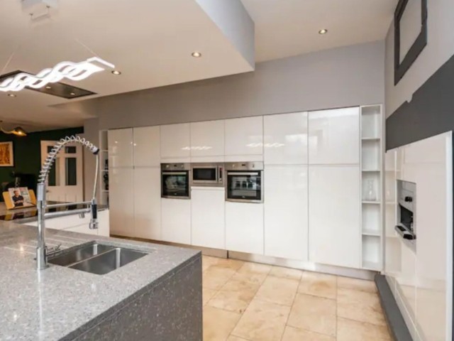 Lancaster 24 Sleeper House With Games Room and Hot Tub image