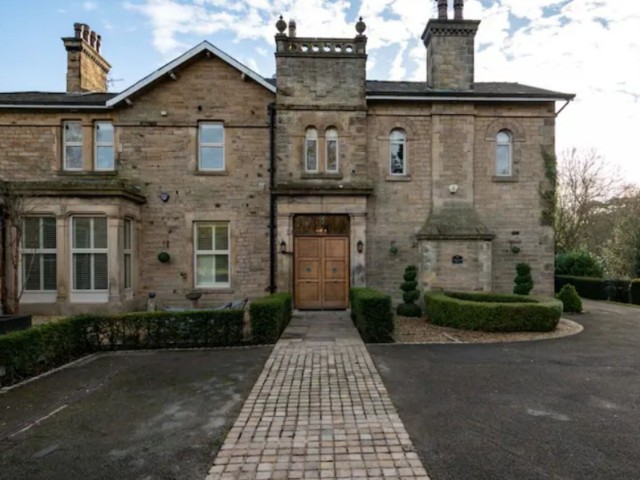 Lancaster 24 Sleeper House With Games Room and Hot Tub image