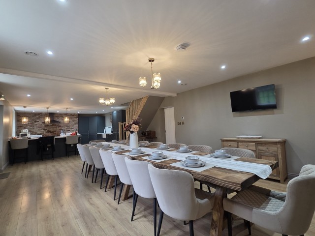 TyneView Estate | The Farmhouse With Hot Tub, Games Room & Bar - Sleeps 18 image