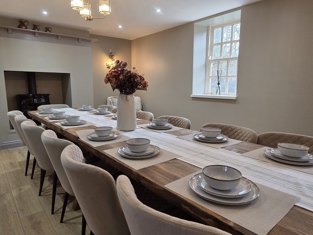 TyneView Estate | The Farmhouse With Hot Tub, Games Room & Bar - Sleeps 18 image