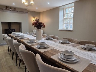 TyneView Estate | The Farmhouse With Hot Tub, Games Room & Bar - Sleeps 18 thumbnail