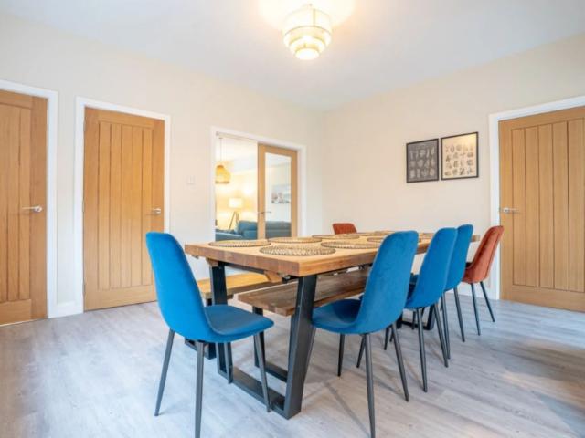 11 Sleeper House image