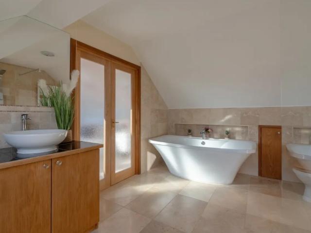 Harrogate 31 Sleeper House with 2 Hot Tubs, Steam Room image