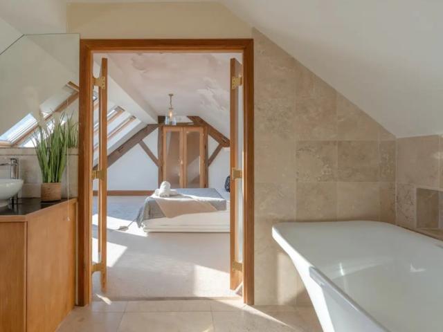 Harrogate 31 Sleeper House with 2 Hot Tubs, Steam Room image