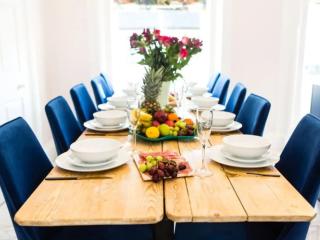 Central 10 Sleeper Townhouse thumbnail