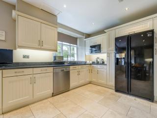Windermere 16 Sleeper house | Hot Tub and Cinema room thumbnail