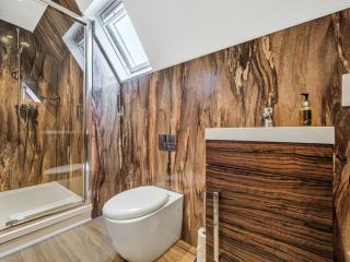 Windermere 14 Sleeper house | Hot Tub and Cinema room thumbnail