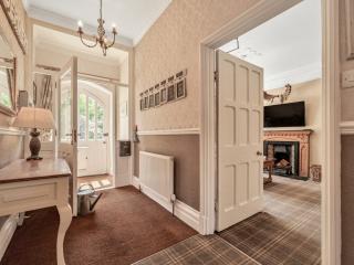 Windermere 14 Sleeper house | Hot Tub and Cinema room thumbnail