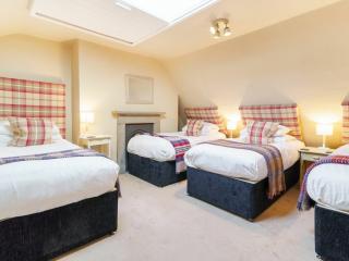 Windermere Cottage sleeps 12 | Hot Tub and Cinema room thumbnail