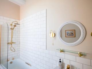 Somerset Georgian Manor Sleeps 18 thumbnail