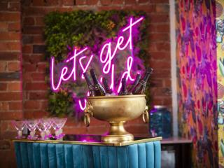 York | 20 Sleeper Large Party House thumbnail