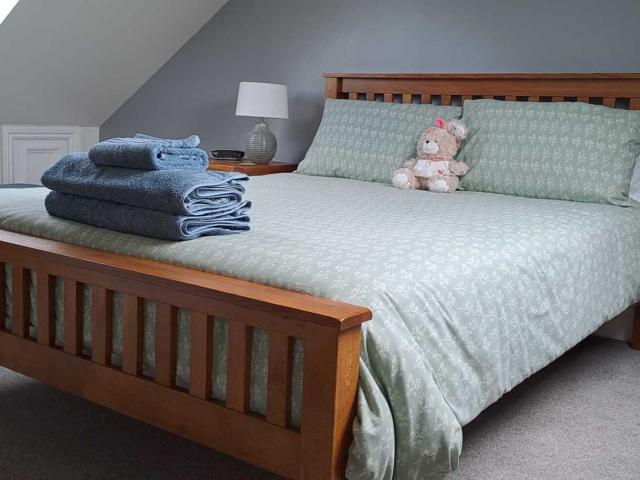 6 Bedroom House | Sleeps 12 image